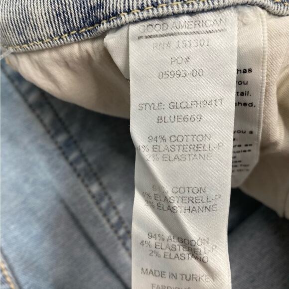 GOOD AMERICAN Good Legs High Rise Raw Hem Crop Jeans in Blue669 - Picture 9 of 11